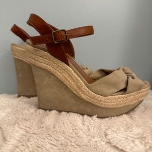 Material Girl Wedges